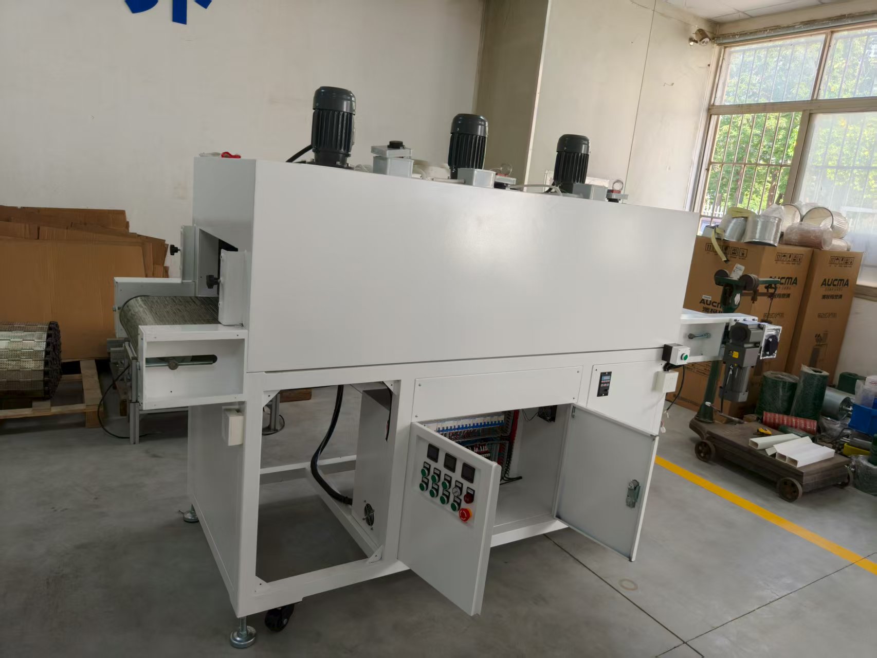 热缩膜隧道炉的行业应用有哪些典型案例？其技术优势如何体现？